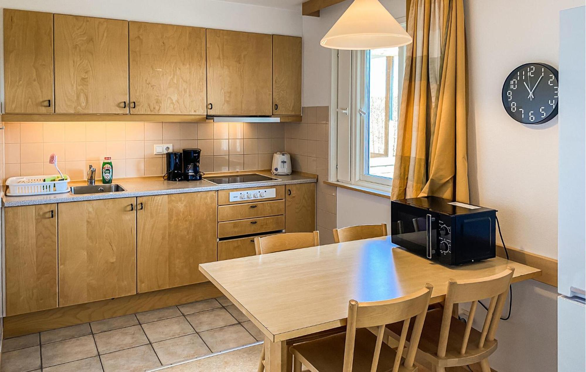 Lovely Home In Hok With Wifi Zewnętrze zdjęcie
